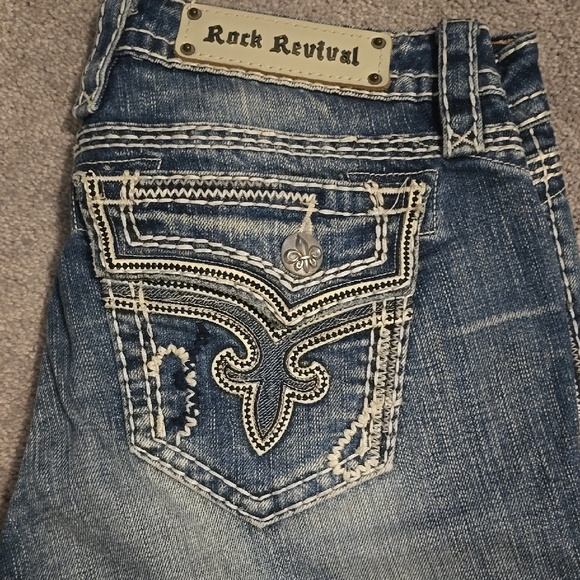 Miss Me Blue Jeans - Picture 2 of 3